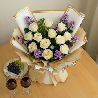 Luxury 12 White Roses